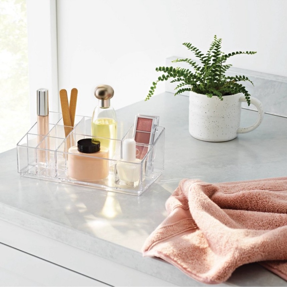 Clear Acrylic Makeup Organizer